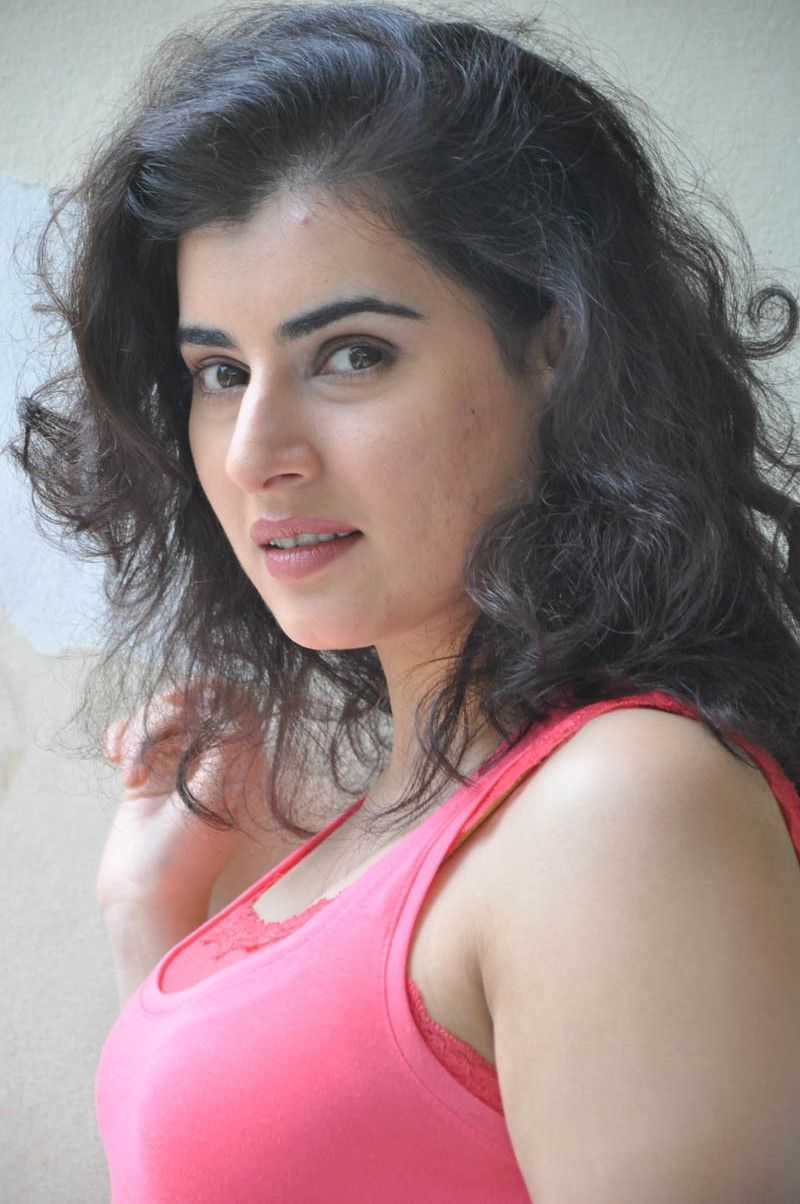 Actress Archana Cute Pictures