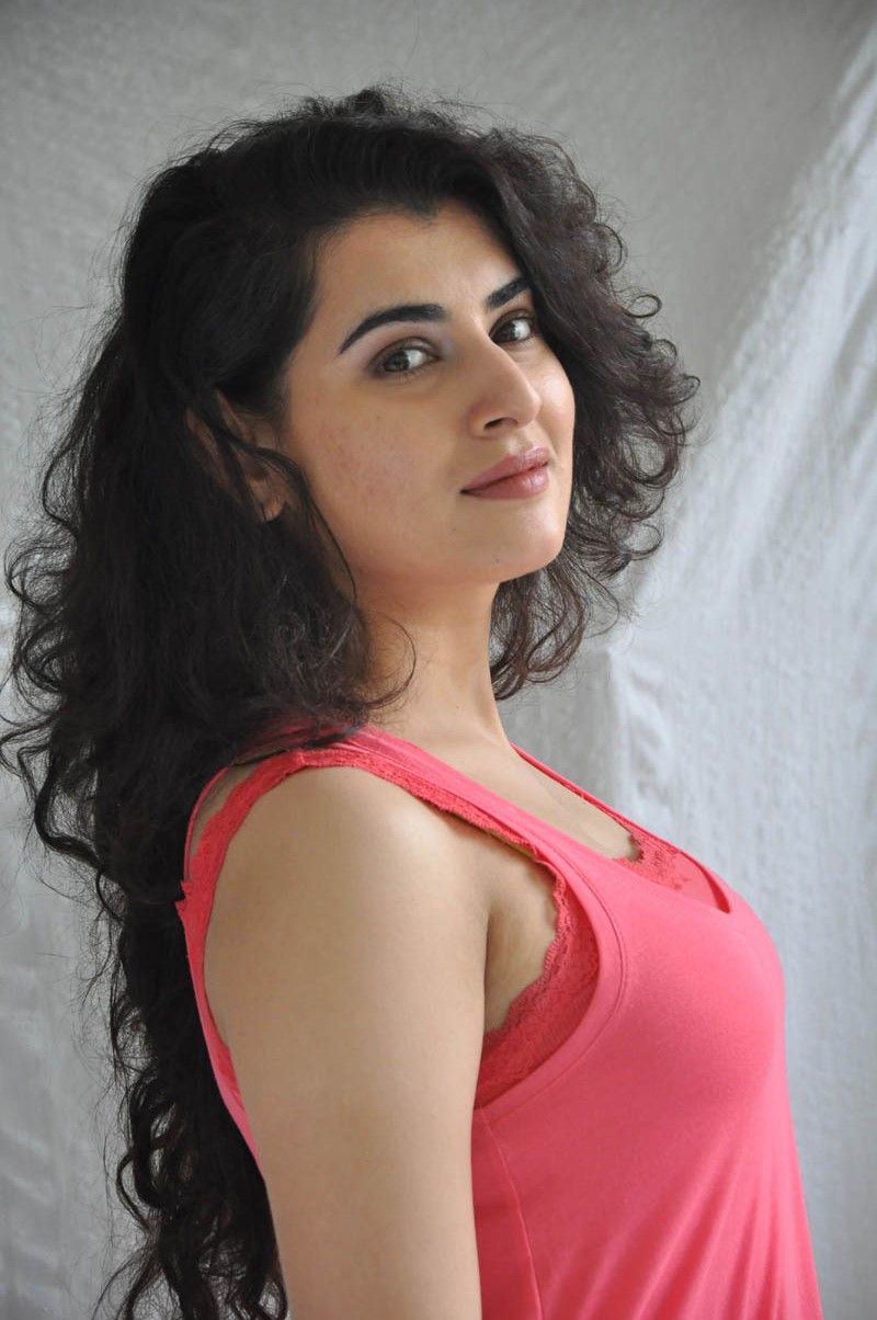 Actress Archana Cute Pictures