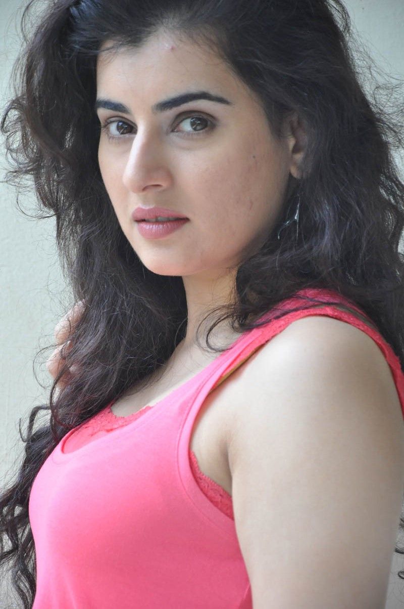 Actress Archana Cute Pictures