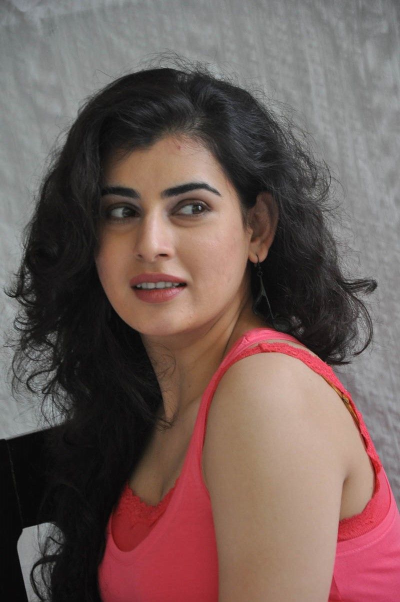 Actress Archana Cute Pictures