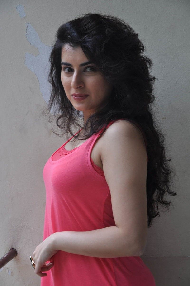 Actress Archana Cute Pictures