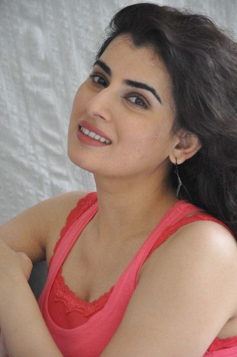Actress Archana Cute Pictures