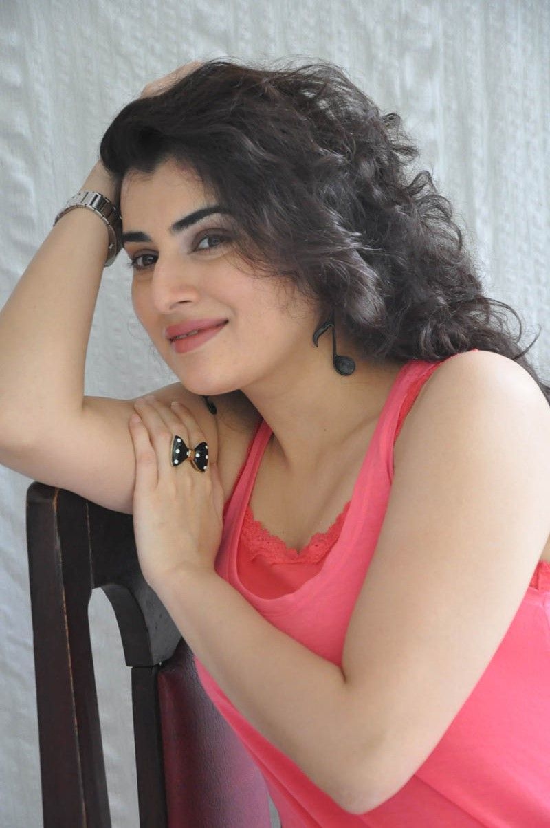 Actress Archana Cute Pictures