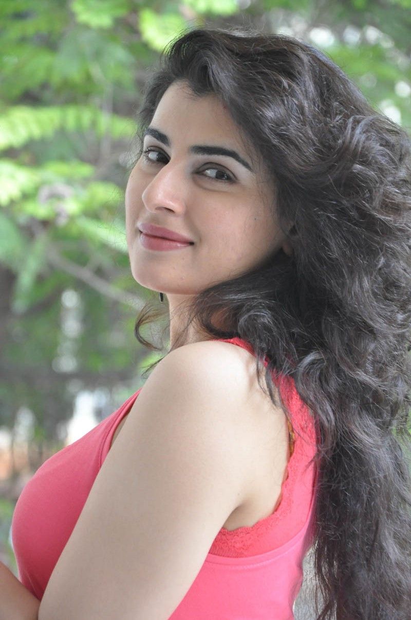 Actress Archana Cute Pictures