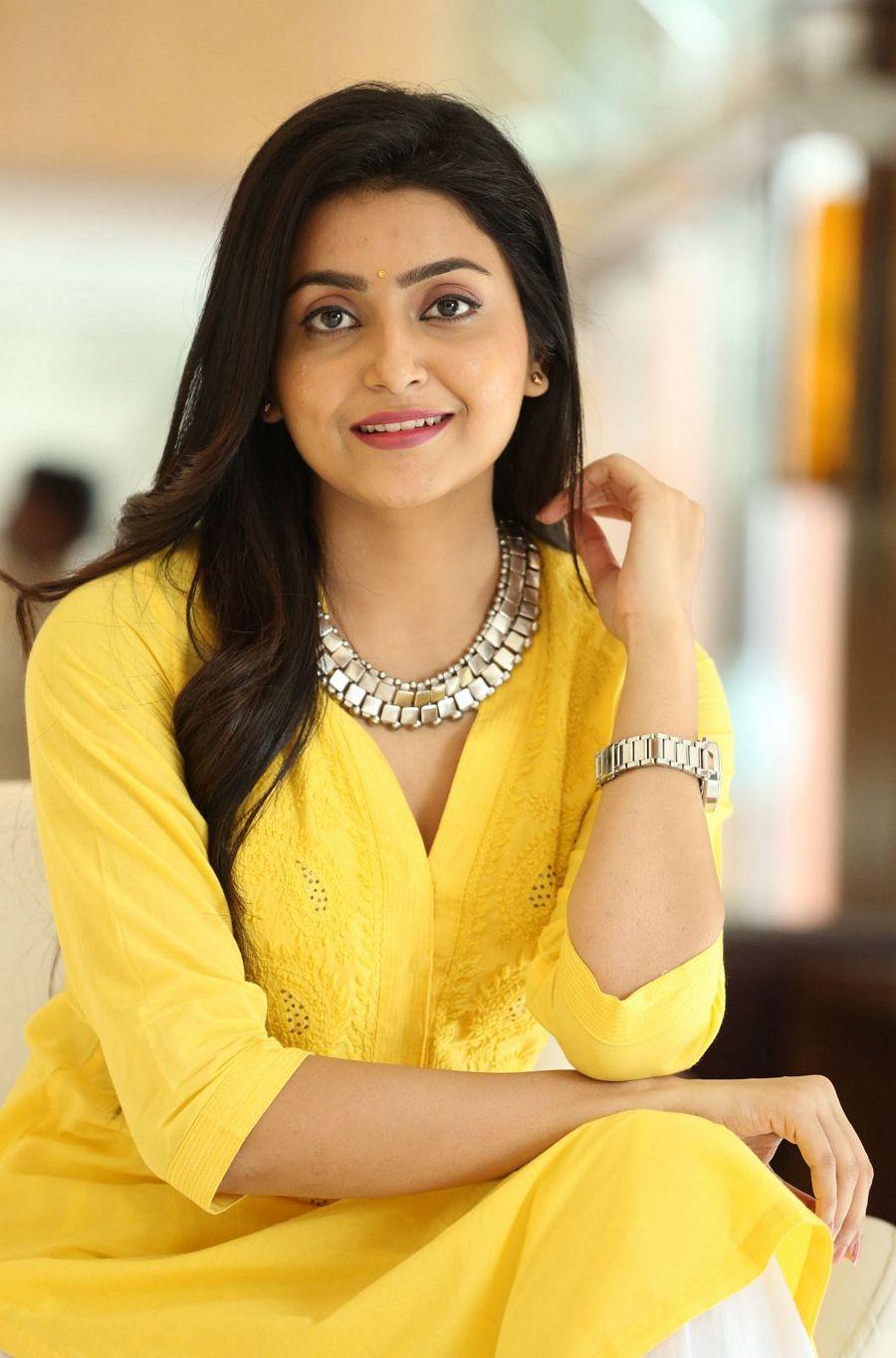 Actress Avanthika Mishra New Photos