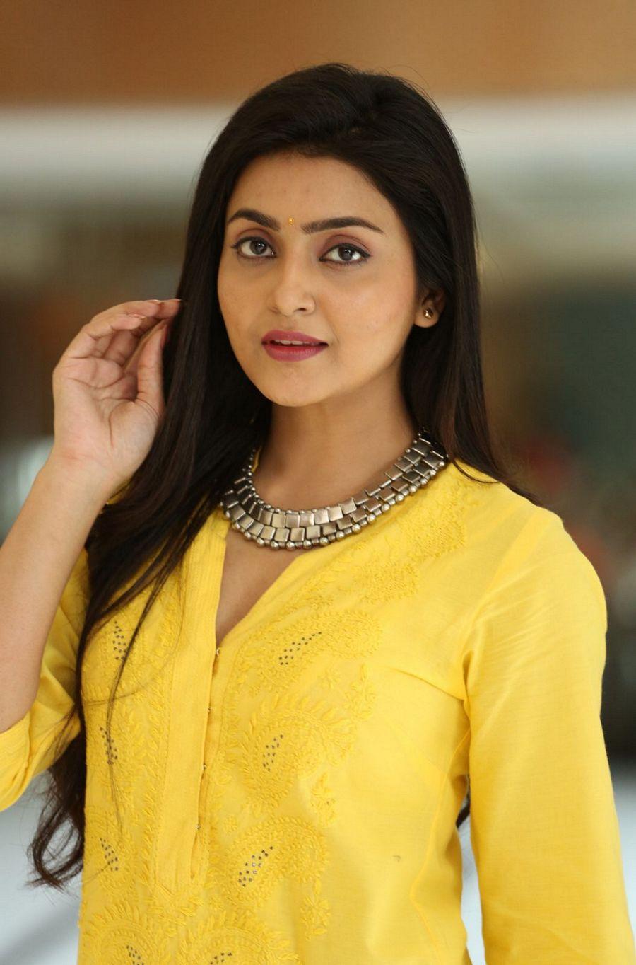 Actress Avanthika Mishra New Photos