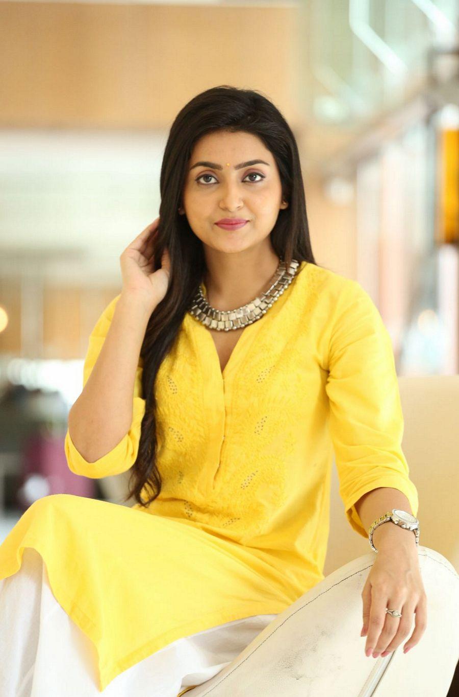Actress Avanthika Mishra New Photos