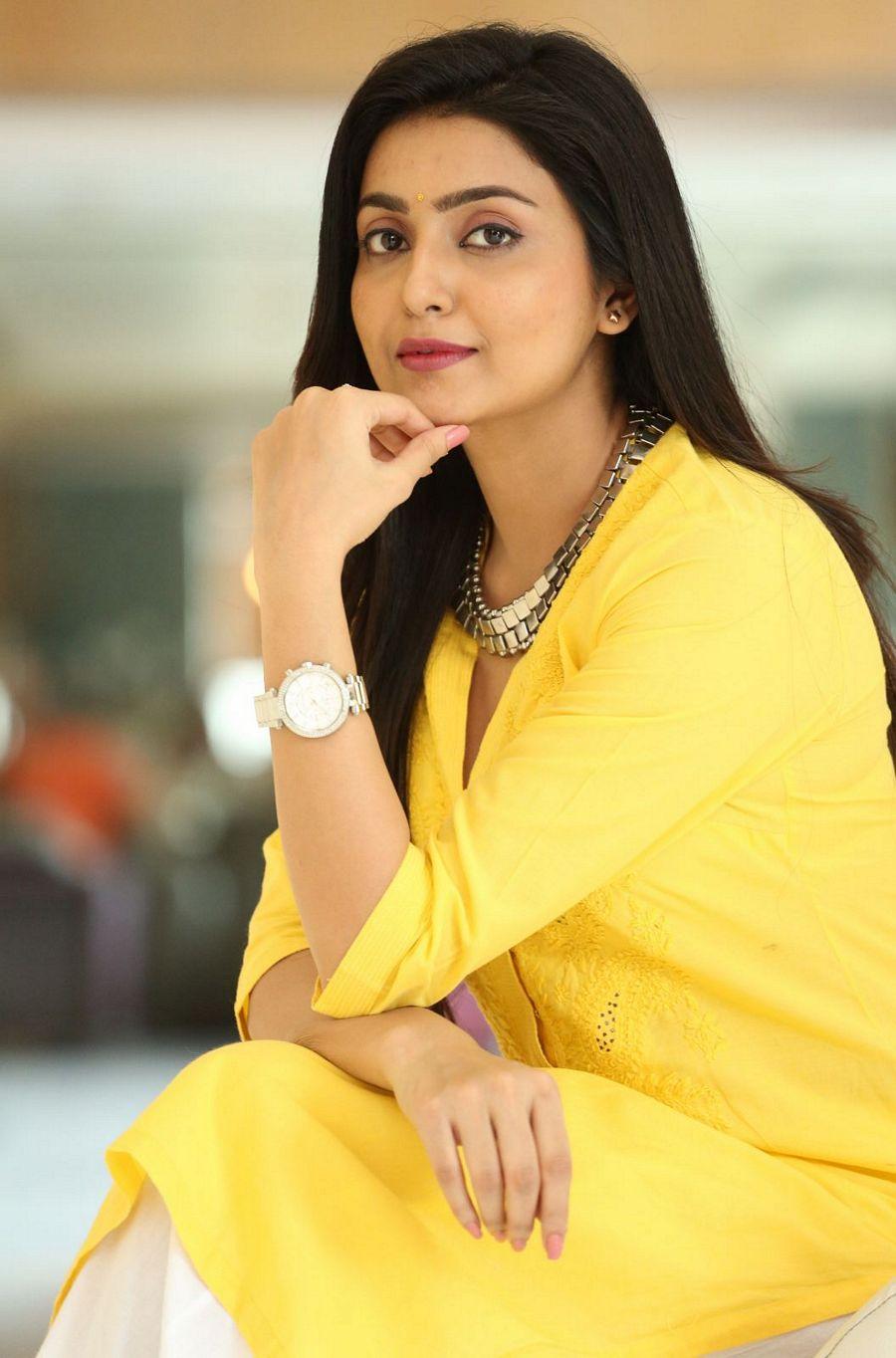 Actress Avanthika Mishra New Photos