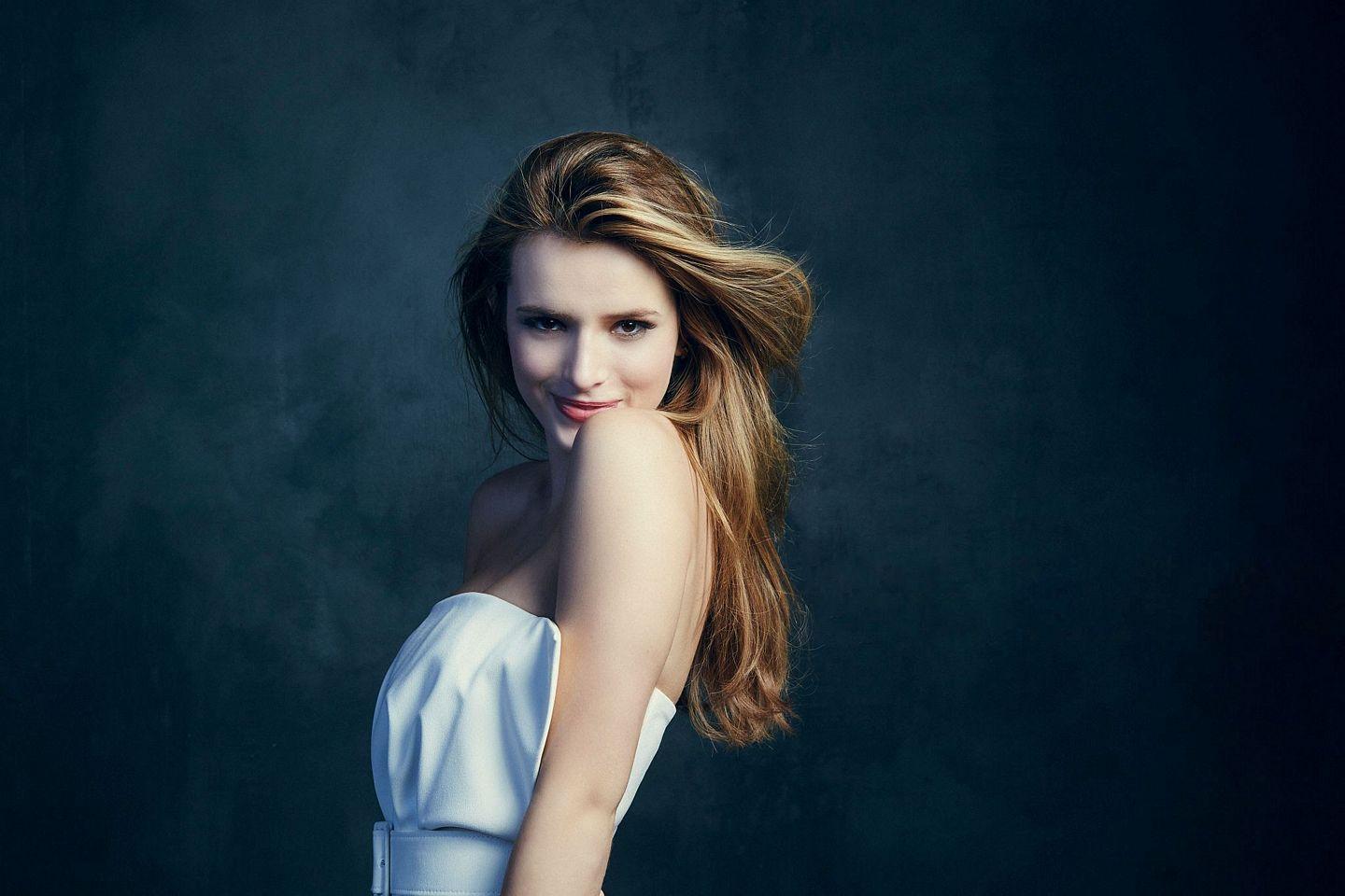 Actress Bella Thorne Latest Unseen HD All Wallpapers & Photos