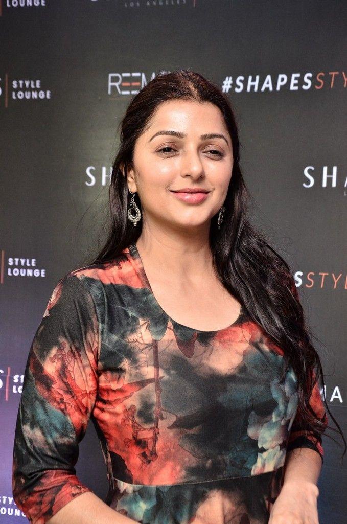 Actress Bhumika Latest Stills