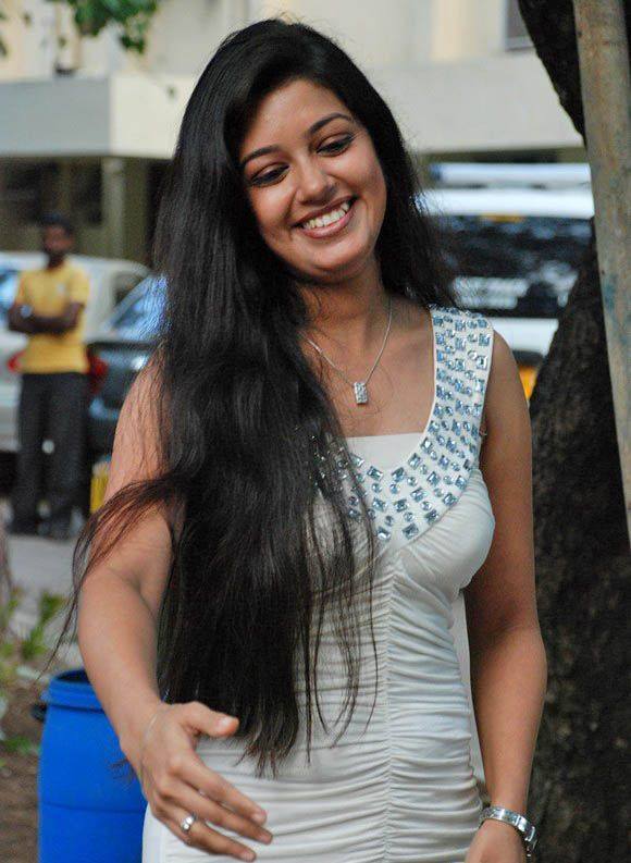 Actress Chaya Singh Photos