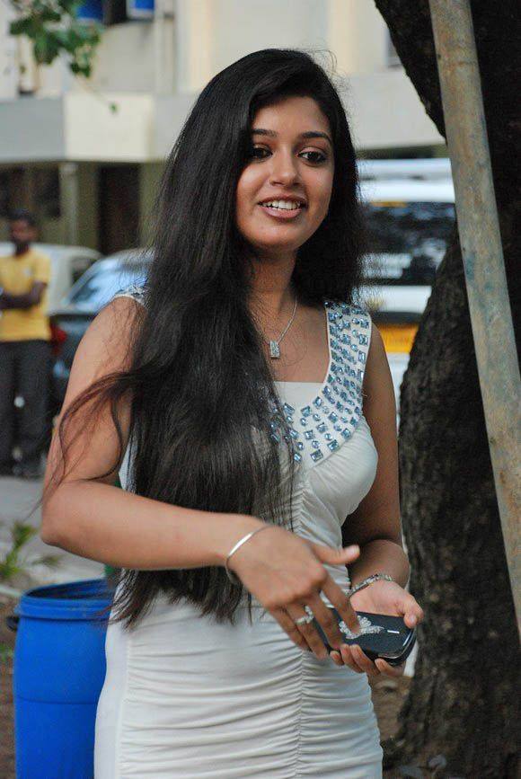 Actress Chaya Singh Photos