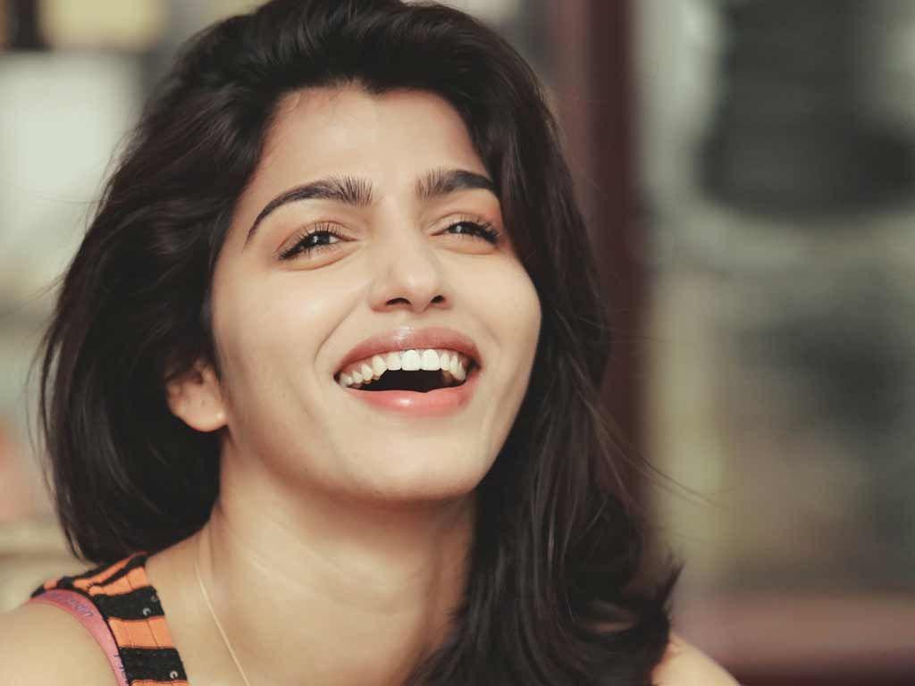 Actress Dhansika Never Seen Photos Collections!