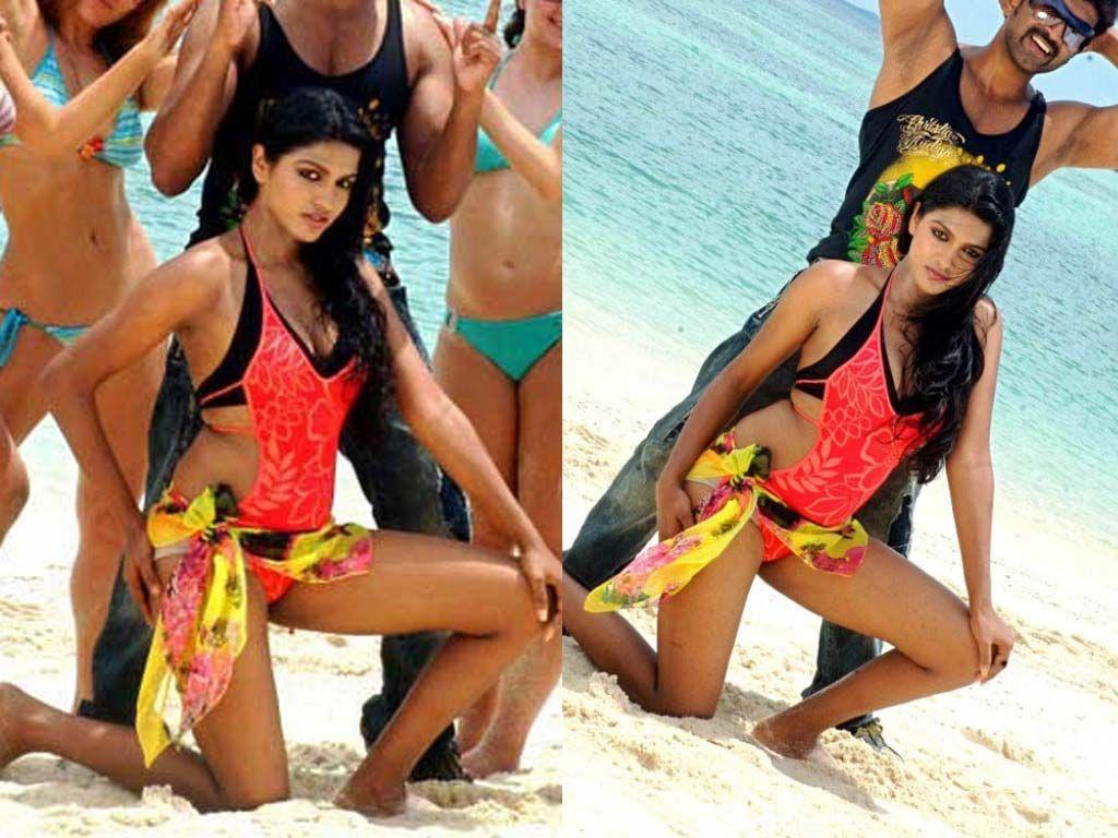 Actress Dhansika Never Seen Photos Collections!