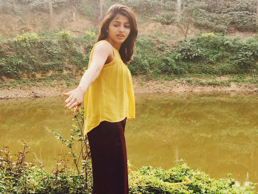 Actress Dhansika Never Seen Photos Collections!