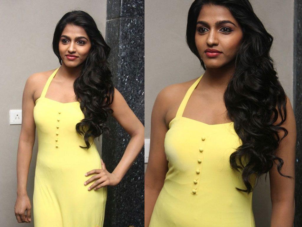 Actress Dhansika Never Seen Photos Collections!