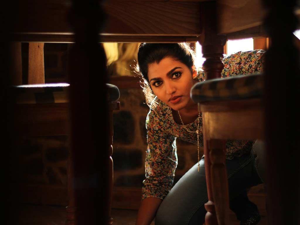 Actress Dhansika Never Seen Photos Collections!