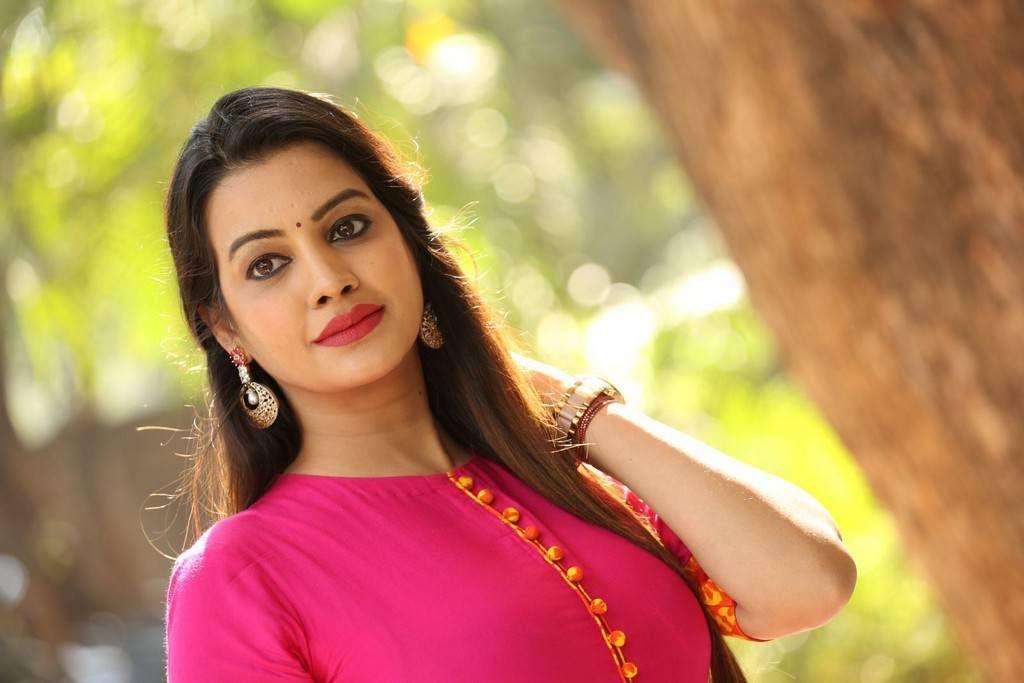 Actress Diksha Panth Latest Photo Stills 2017