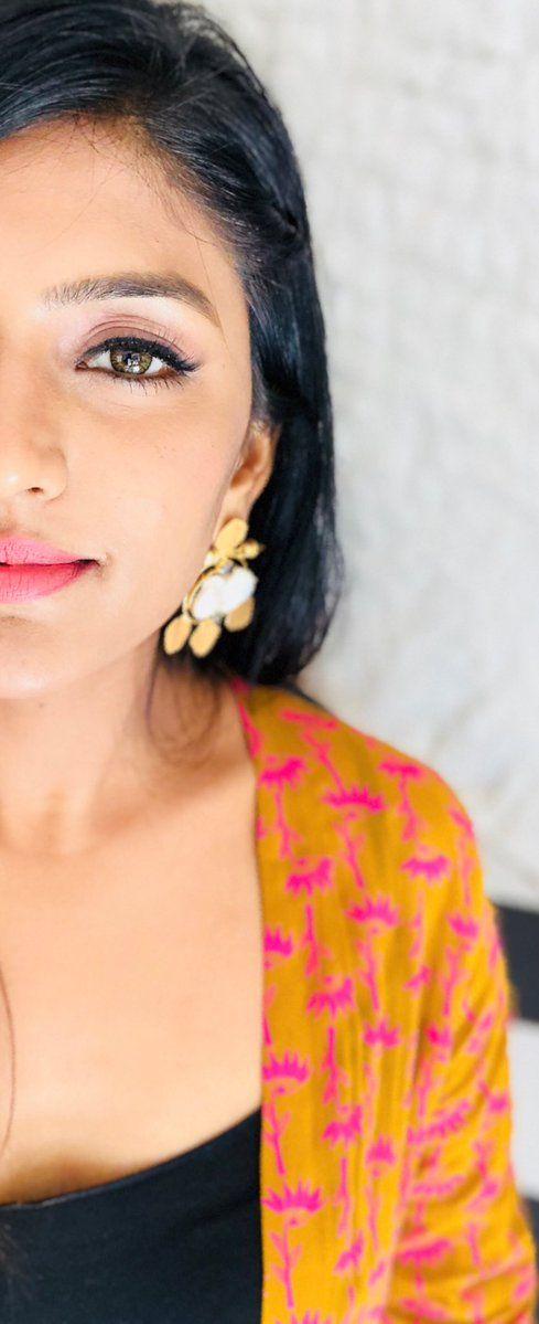 Actress Eesha Rebba Latest 2018 Photo Stills