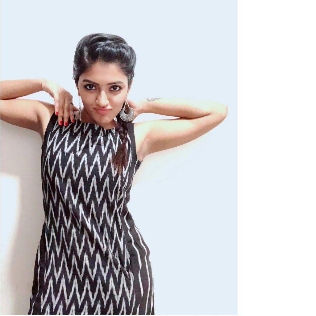 Actress Eesha Rebba Latest Stunning Photoshoot Stills