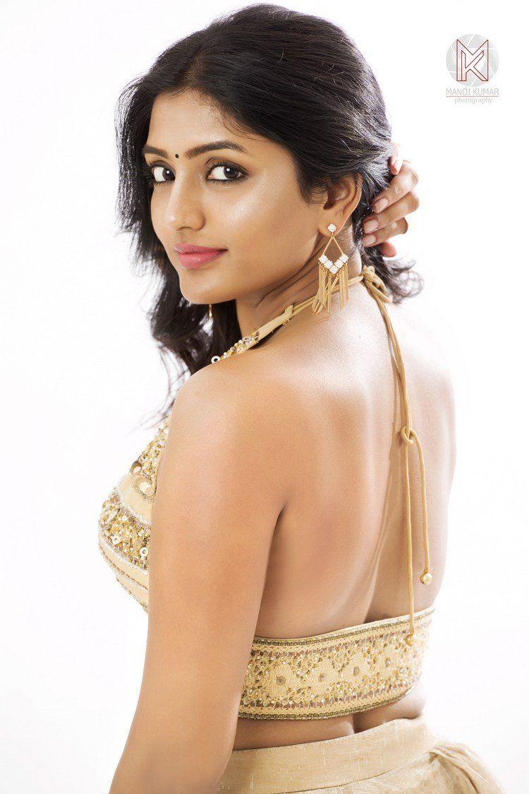 Actress Eesha Rebba Latest Stunning Photoshoot Stills