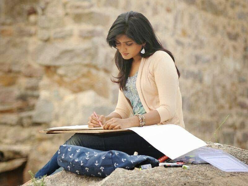 Actress Eesha's Rebba Latest Personal Hot Pics