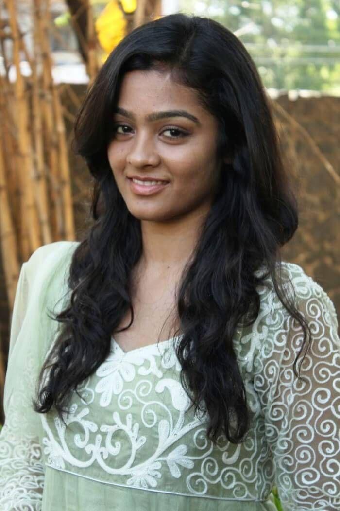 Actress Gayathrie Shankar Latest Photo Stills