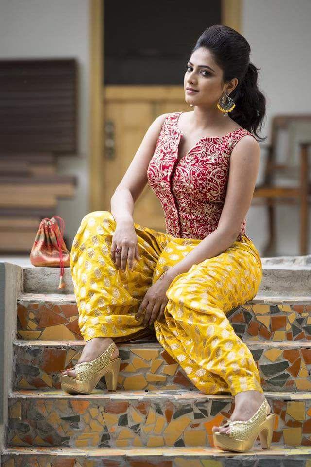 Actress Hari Priya Latest Photo Stills