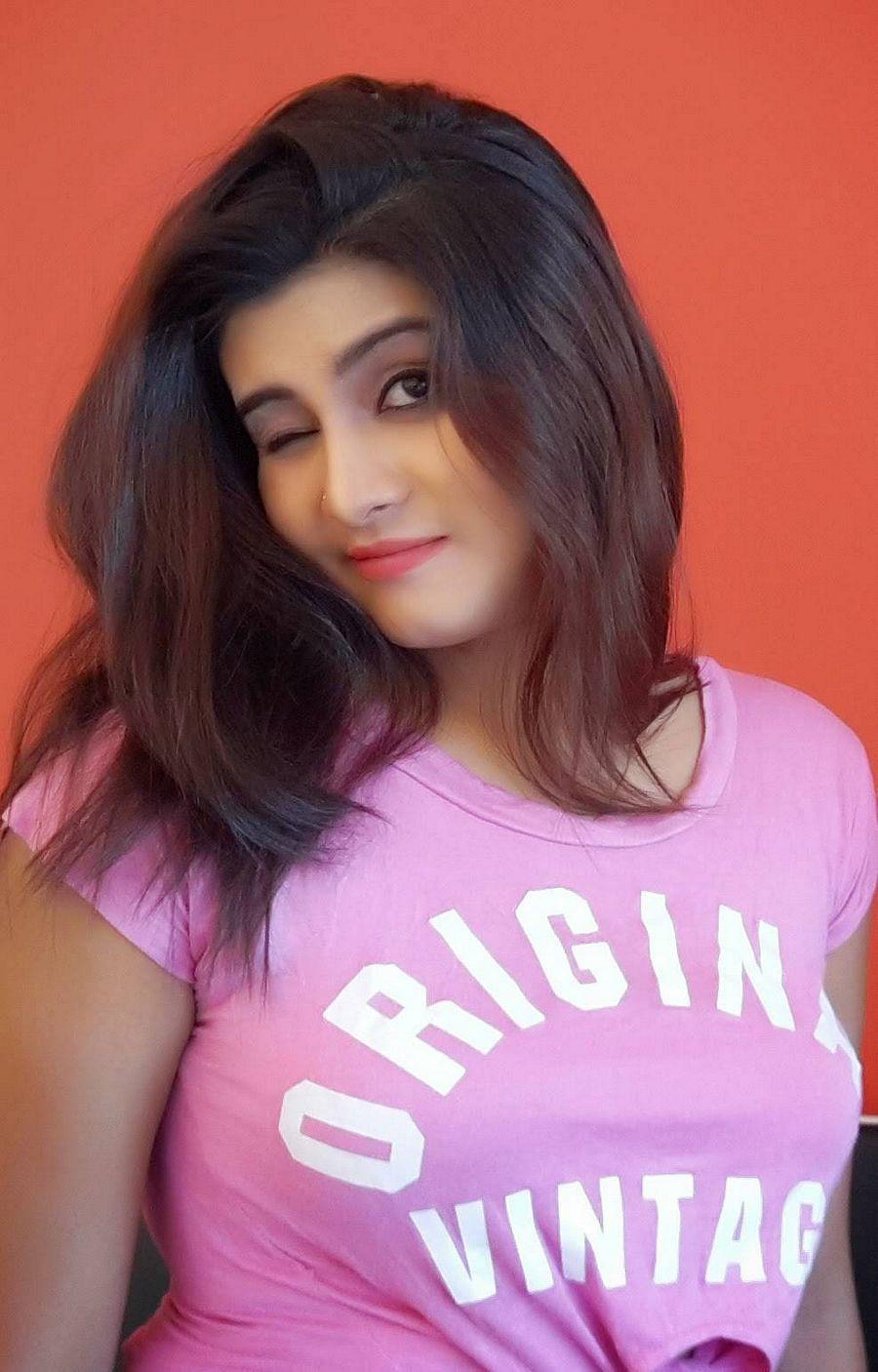 Actress Harini Latest Photoshoot Stills