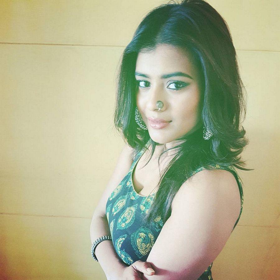Actress Hebah Patel Latest Unseen Photo Stills