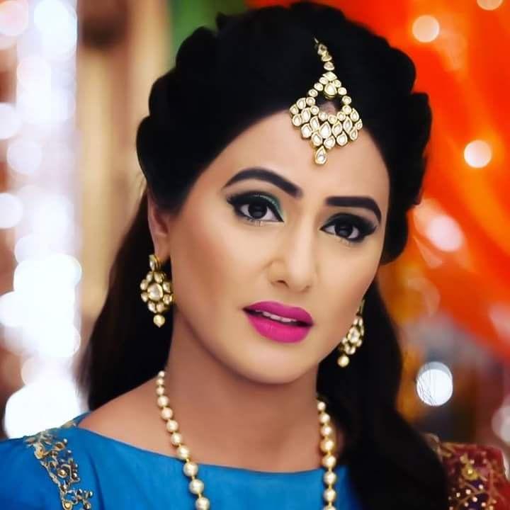 Actress Hina Khan HD All Images Gallery