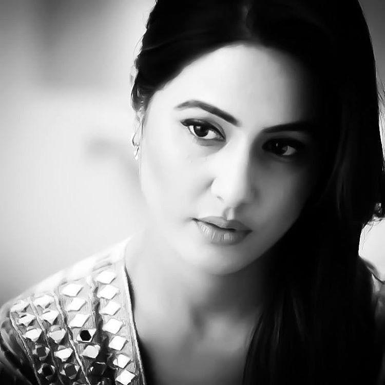 Actress Hina Khan HD All Images Gallery