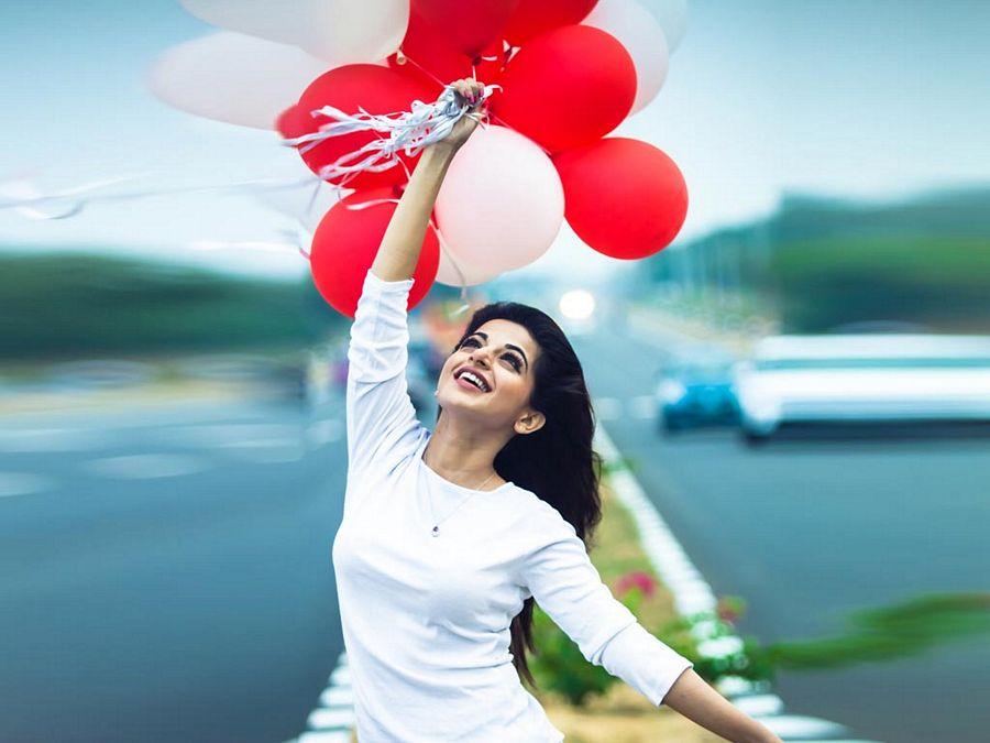 Actress Iswarya Menon Latest Photos