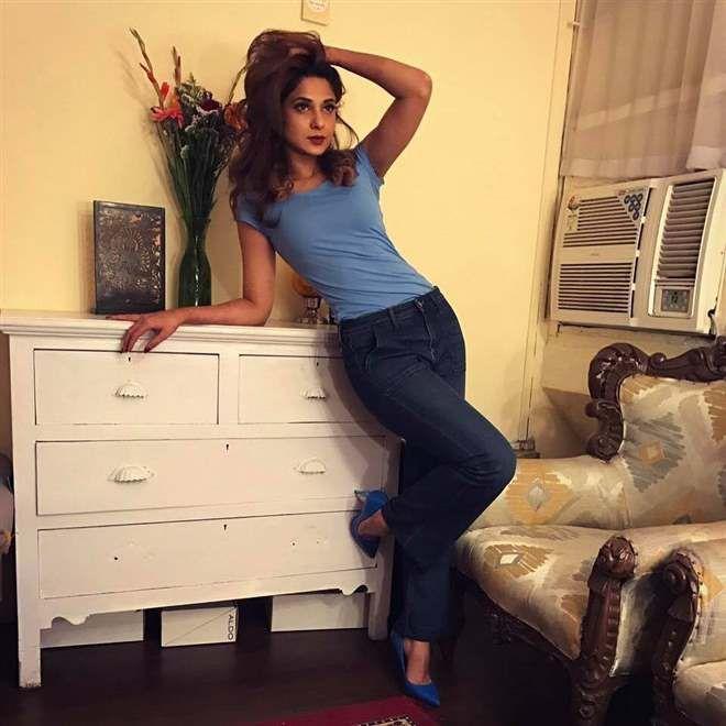 Actress Jennifer Winget Latest Stills