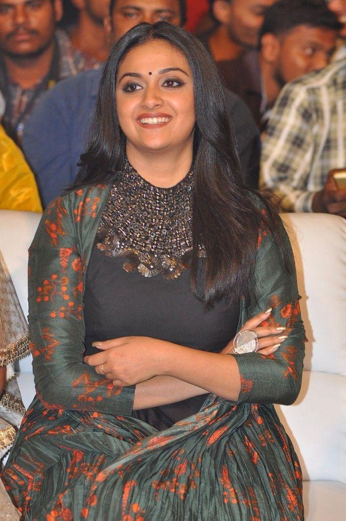 Actress Keerthy Suresh New Photo Stills