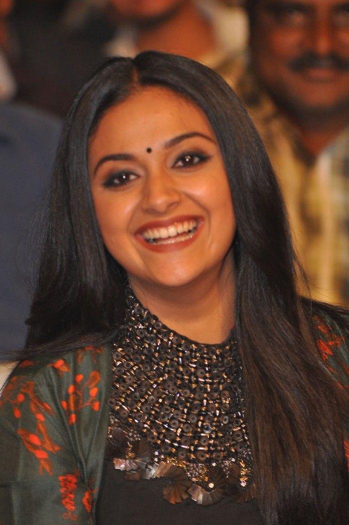 Actress Keerthy Suresh New Photo Stills