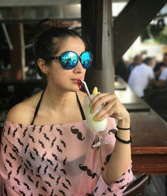 Actress Lakshmi Rai Hot Photos in Miami Beach 2017 Goes Viral
