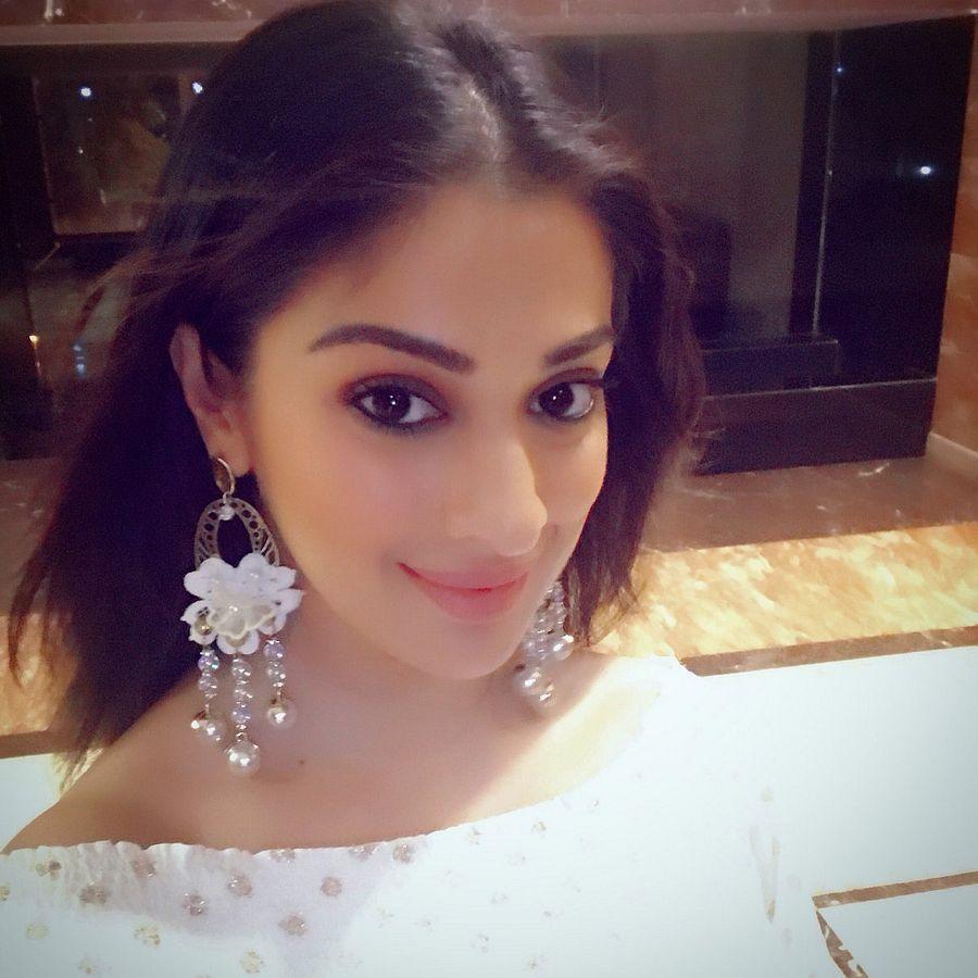 Actress Laxmi Raai enjoying the holiday vacation Unseen Photos