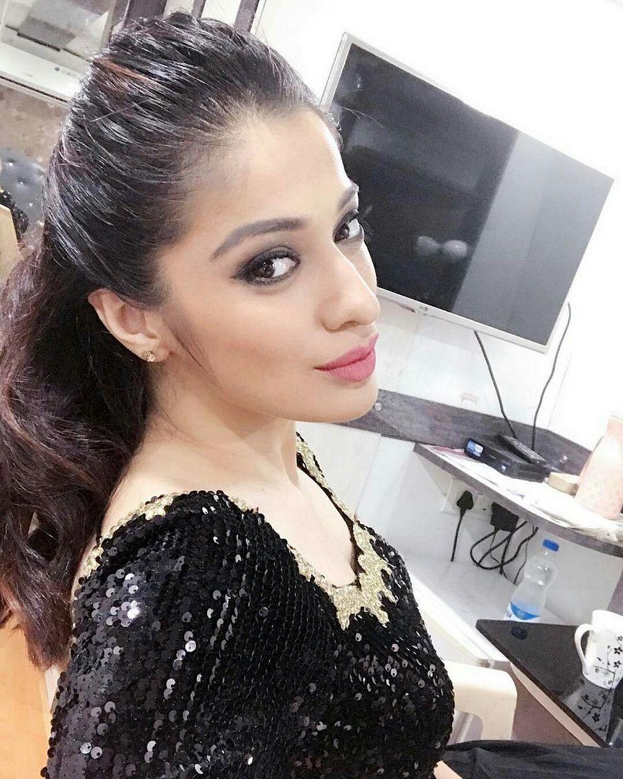 Actress Laxmi Raai enjoying the holiday vacation Unseen Photos