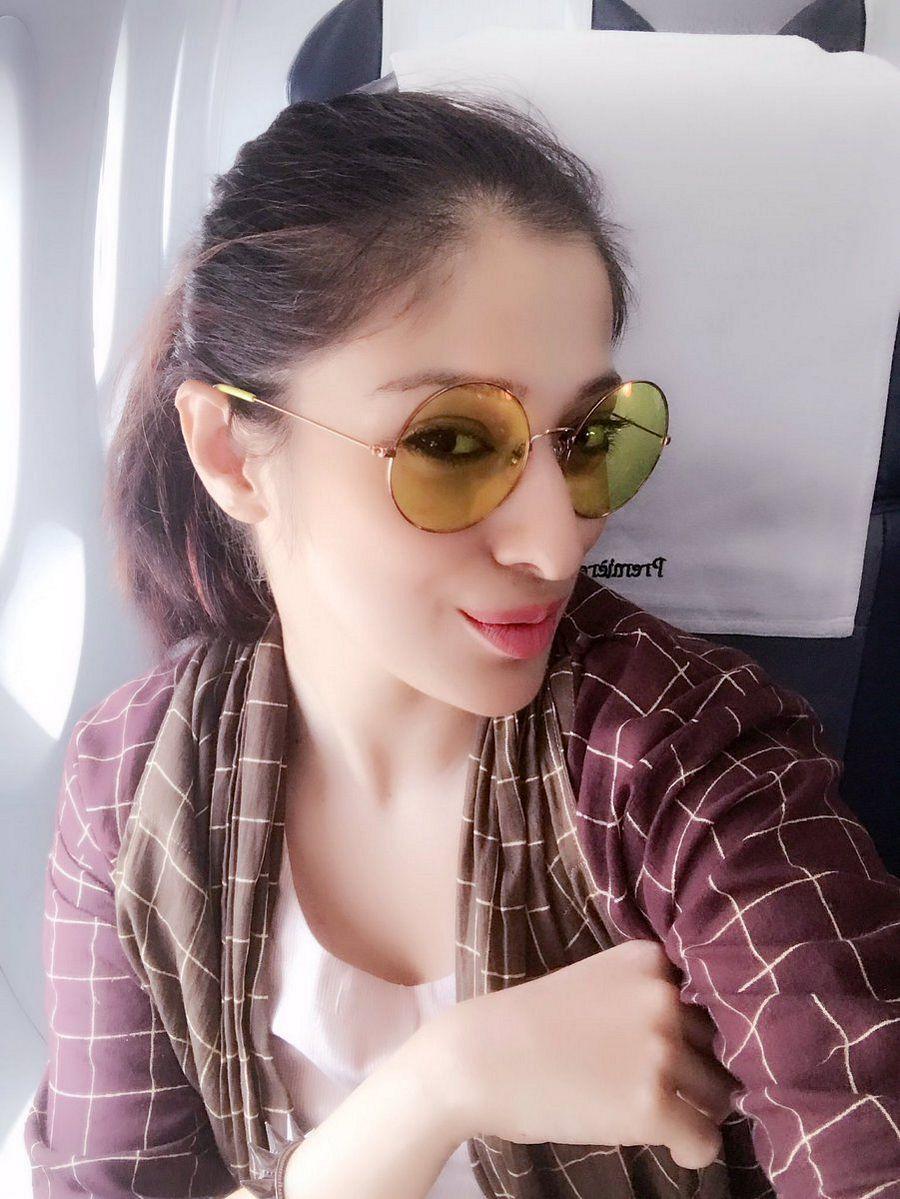 Actress Laxmi Raai enjoying the holiday vacation Unseen Photos