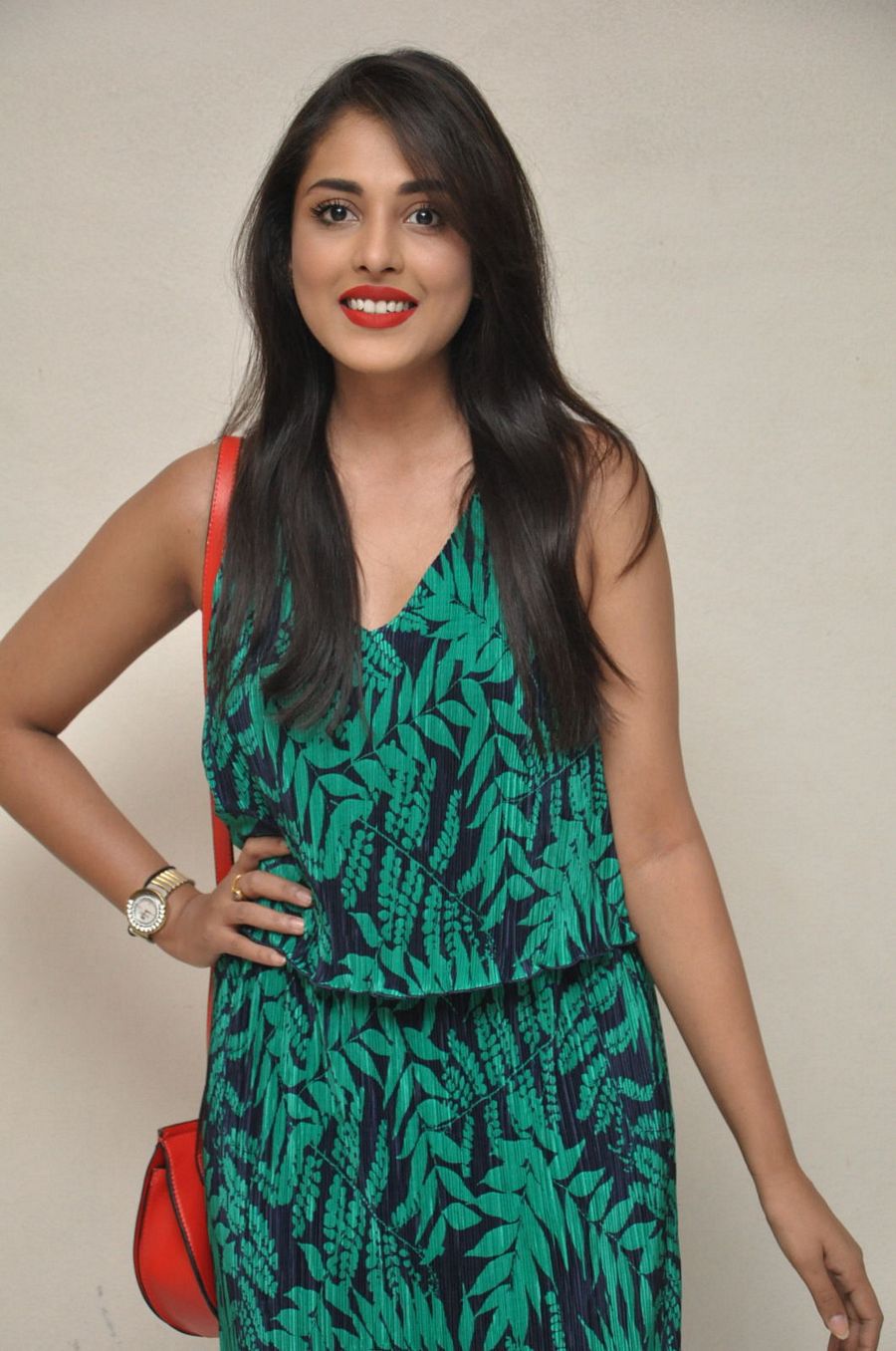 Actress Madhu Shalini Cute Smile Stills