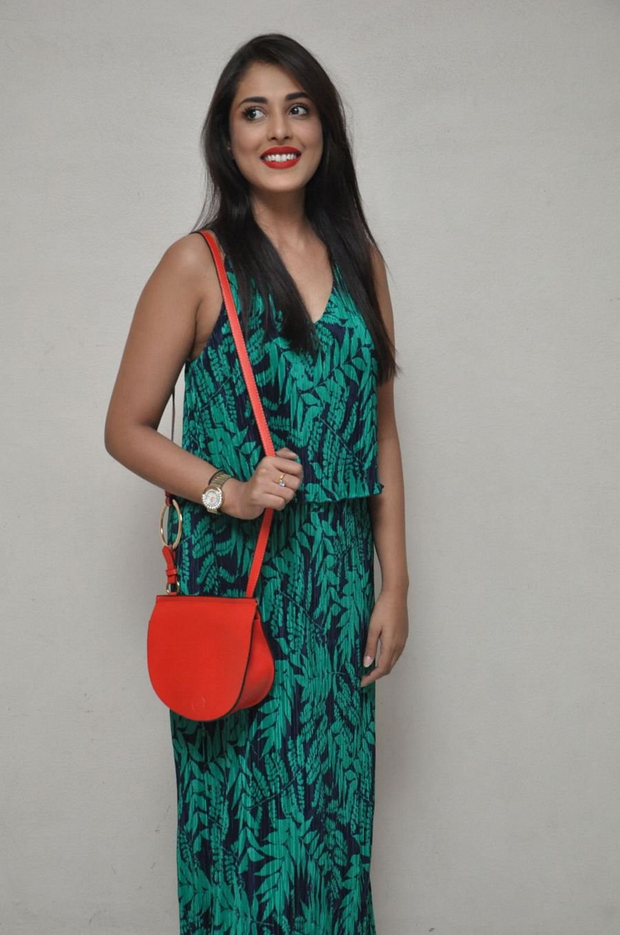 Actress Madhu Shalini Cute Smile Stills