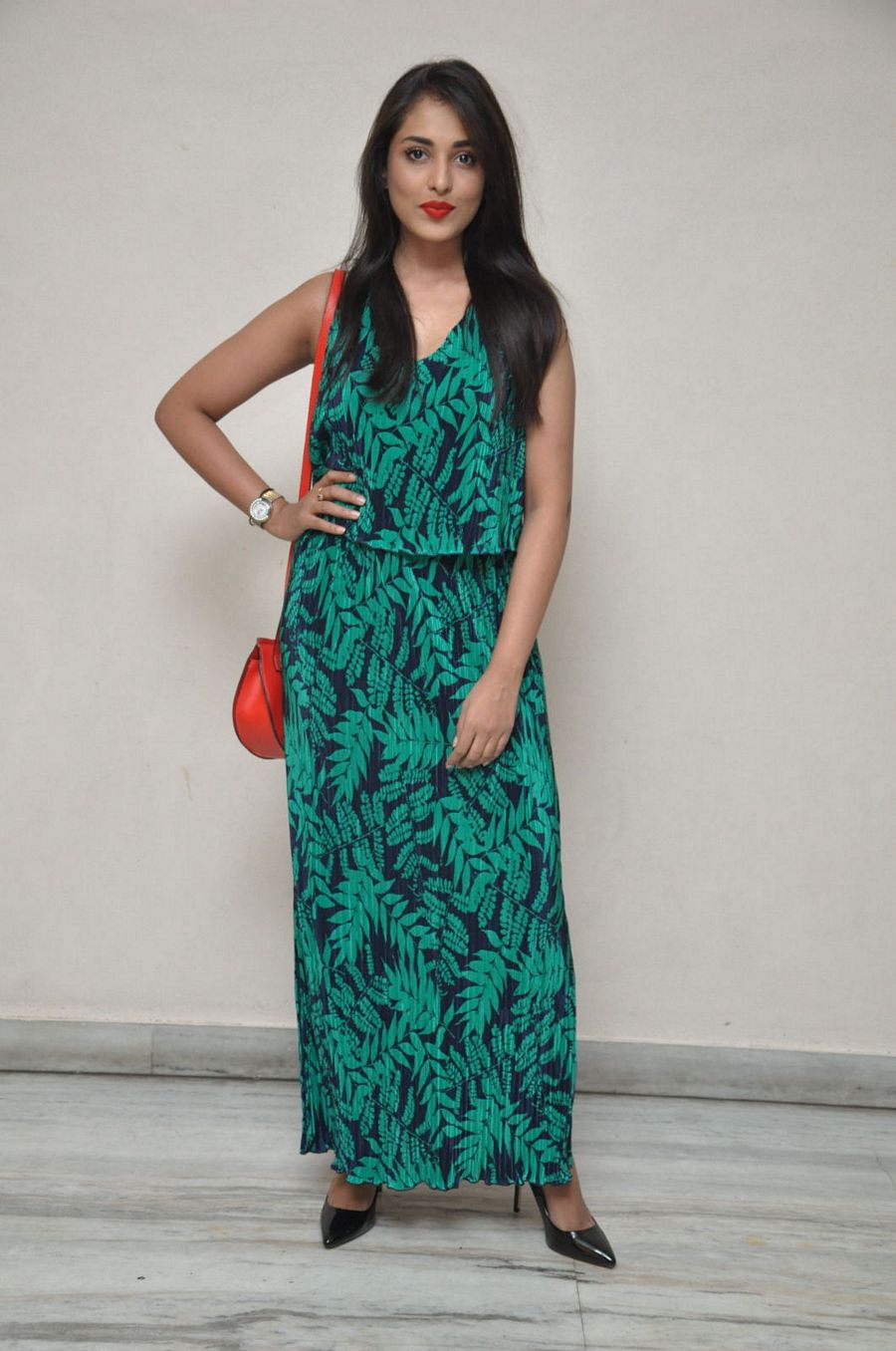 Actress Madhu Shalini Cute Smile Stills