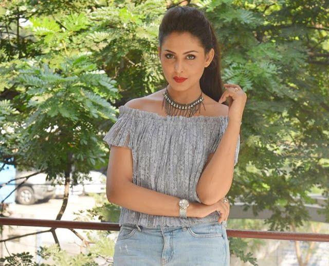 B'day Special: Actress Madhu Shalini Latest Unseen Photos