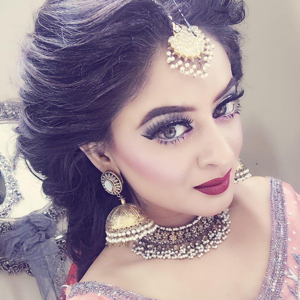 Actress Mahhi Vij New Photoshoot Stills is Dreamy & Beautiful