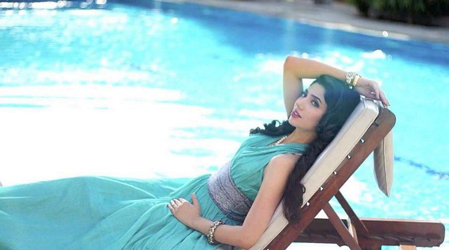 Actress Mahira Khan Latest Stills