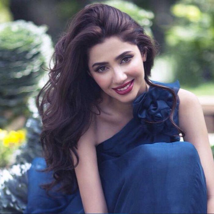 Actress Mahira Khan Latest Stills
