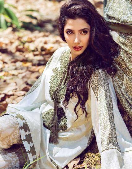 Actress Mahira Khan Latest Stills