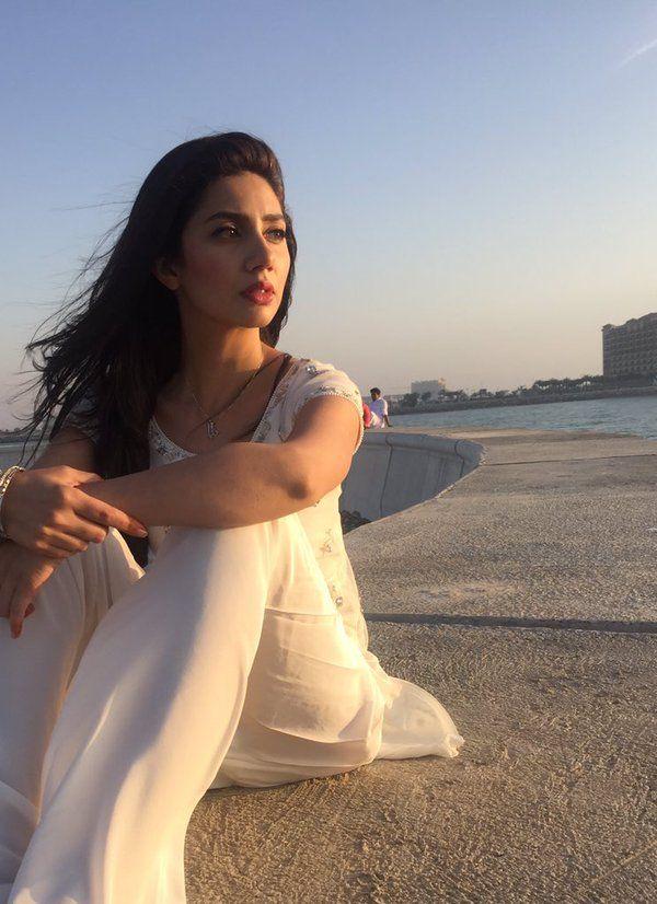 Actress Mahira Khan Latest Stills