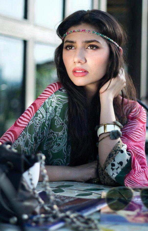 Actress Mahira Khan Latest Stills